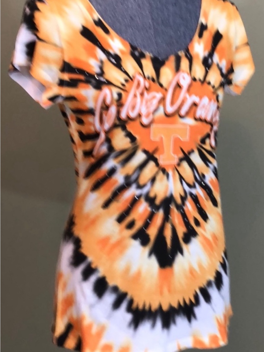 University of Tennessee Volunteers T-Shirt, Size M